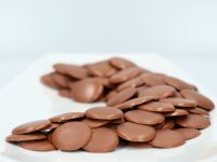 Schweizer Kuvertüre Milk Delyna 34 % Vollmilch 1kg