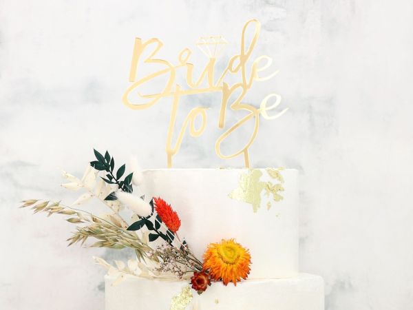 Cake Topper Bride to be gold